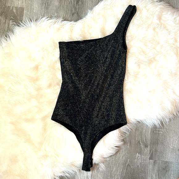 One shoulder, sparkly bodysuit from Dynamite. - Picture 2 of 5